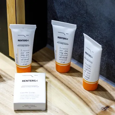 Square With Balcony By Renters Apartamento