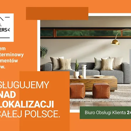 Square With Balcony By Renters דירה